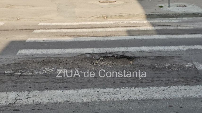 foto groapa periculoasa la trecerea de pietoni pe strada nicolae iorga aproape de intersectia cu bulevardul foto groapa periculoasa la trecerea de pietoni pe strada nicolae iorga aproape de intersectia cu bulevardul