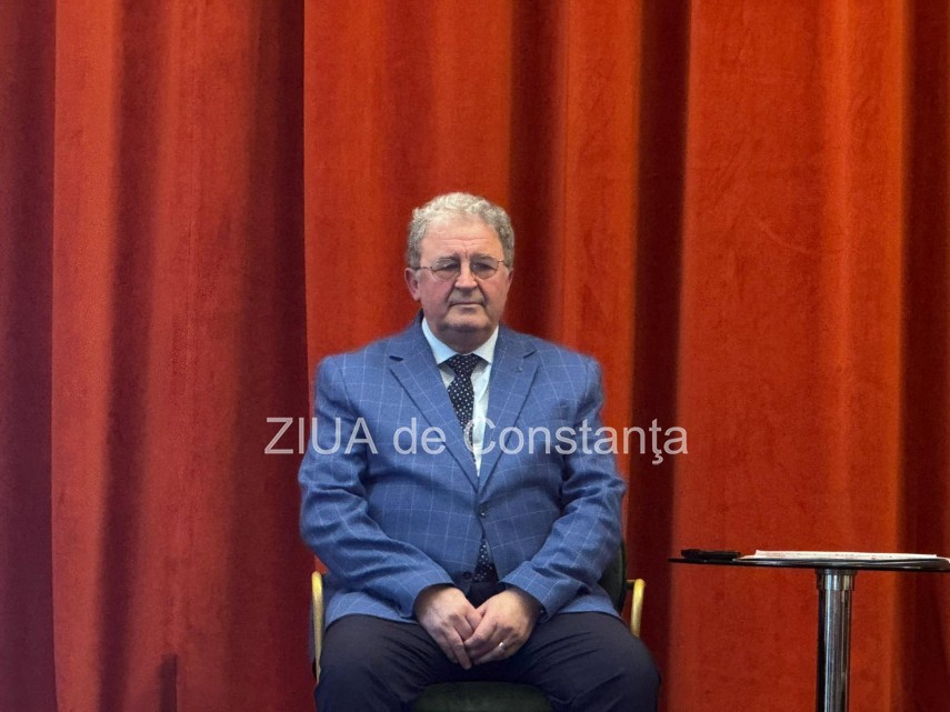 Directorul Colegiului Național „Mircea cel Bătrân”, Vasile Nicoară