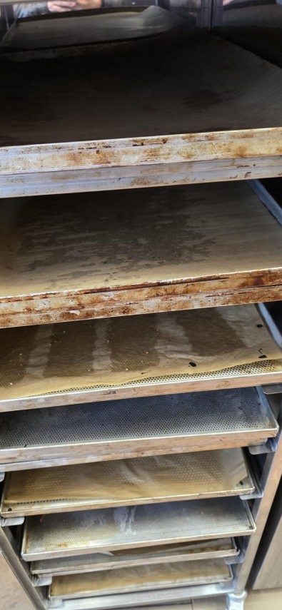 foto peste 1700 de operatori economici verificati de anpc inaintea sarbatorilor pascale au fost aplicate