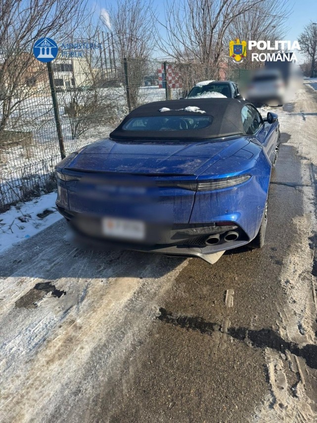 foto perchezitii intr un dosar de importuri ilegale de autoturisme de lux si spalare de bani 933961 foto perchezitii intr un dosar de importuri ilegale de autoturisme de lux si spalare de bani 933961