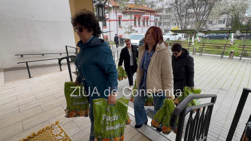 foto video mariana gaju si femeile social democrate din judetul constanta aduc spiritul pastelui persoanelor foto video mariana gaju si femeile social democrate din judetul constanta aduc spiritul pastelui persoanelor
