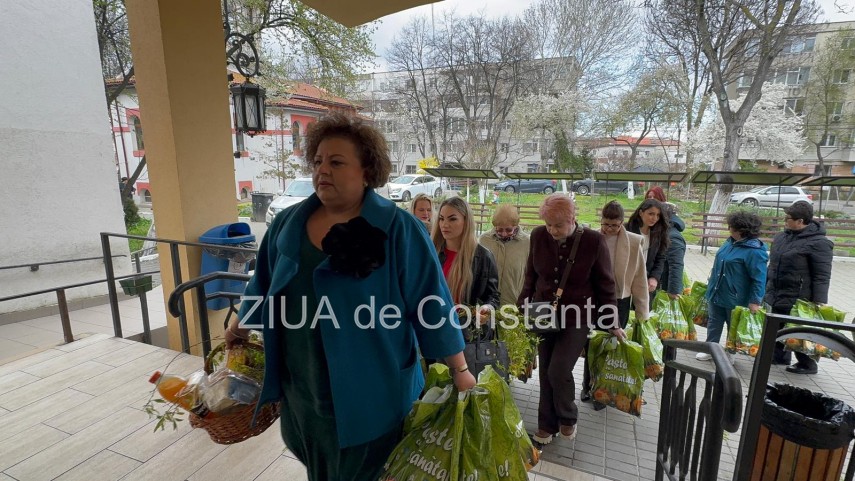foto video mariana gaju si femeile social democrate din judetul constanta aduc spiritul pastelui persoanelor foto video mariana gaju si femeile social democrate din judetul constanta aduc spiritul pastelui persoanelor