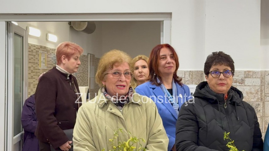 foto video mariana gaju si femeile social democrate din judetul constanta aduc spiritul pastelui persoanelor foto video mariana gaju si femeile social democrate din judetul constanta aduc spiritul pastelui persoanelor