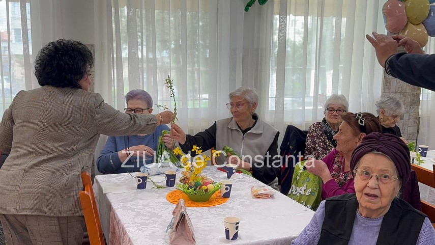 foto video mariana gaju si femeile social democrate din judetul constanta aduc spiritul pastelui persoanelor foto video mariana gaju si femeile social democrate din judetul constanta aduc spiritul pastelui persoanelor