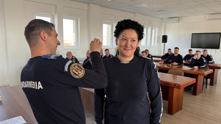 foto stiri constanta ceremonie de avansare in grad pentru 17 ofiteri jandarmi 933920 foto stiri constanta ceremonie de avansare in grad pentru 17 ofiteri jandarmi 933920