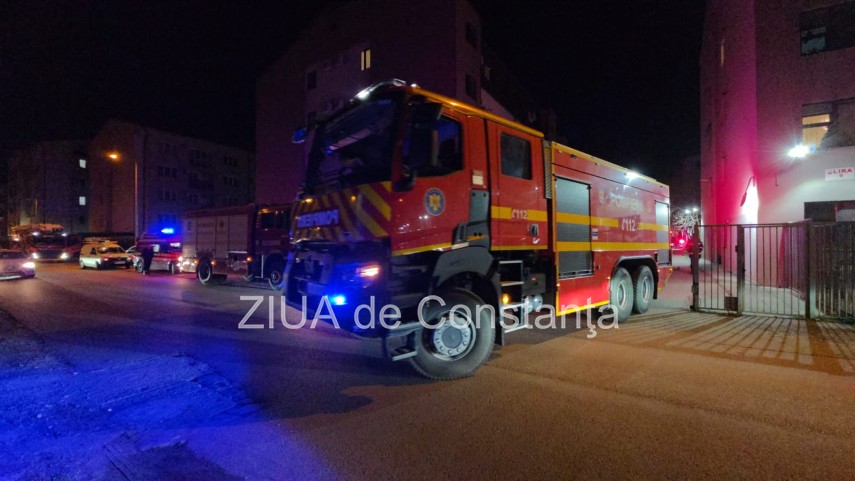incendiu in municipiul constanta pompierii intervin pe strada constantin bobescu 934603 incendiu in municipiul constanta pompierii intervin pe strada constantin bobescu 934603