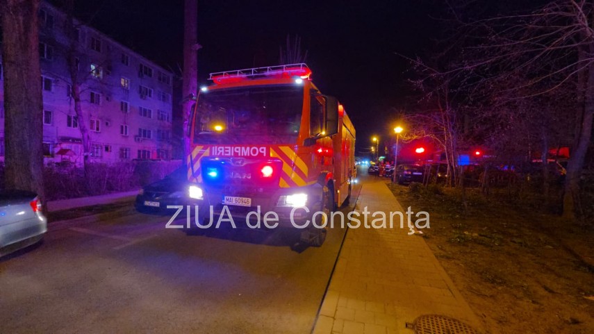 foto video explozie intr un bloc din constanta adulti si copiii evacuati de urgenta 934608 foto video explozie intr un bloc din constanta adulti si copiii evacuati de urgenta 934608