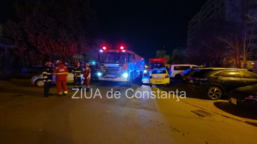 foto video explozie intr un bloc din constanta adulti si copiii evacuati de urgenta 934608 foto video explozie intr un bloc din constanta adulti si copiii evacuati de urgenta 934608