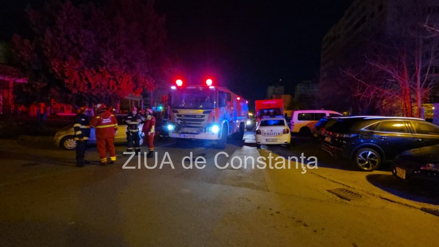 foto video explozie intr un bloc din constanta adulti si copiii evacuati de urgenta 934608 foto video explozie intr un bloc din constanta adulti si copiii evacuati de urgenta 934608