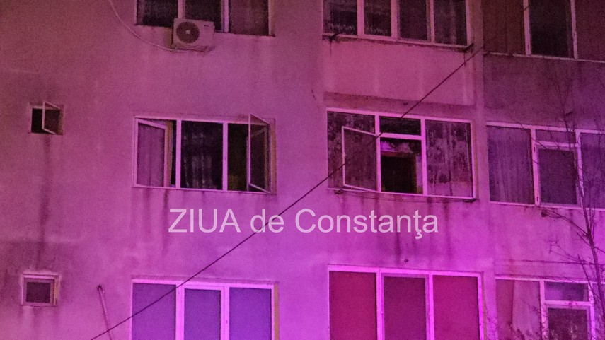 foto video explozie intr un bloc din constanta adulti si copiii evacuati de urgenta 934608 foto video explozie intr un bloc din constanta adulti si copiii evacuati de urgenta 934608