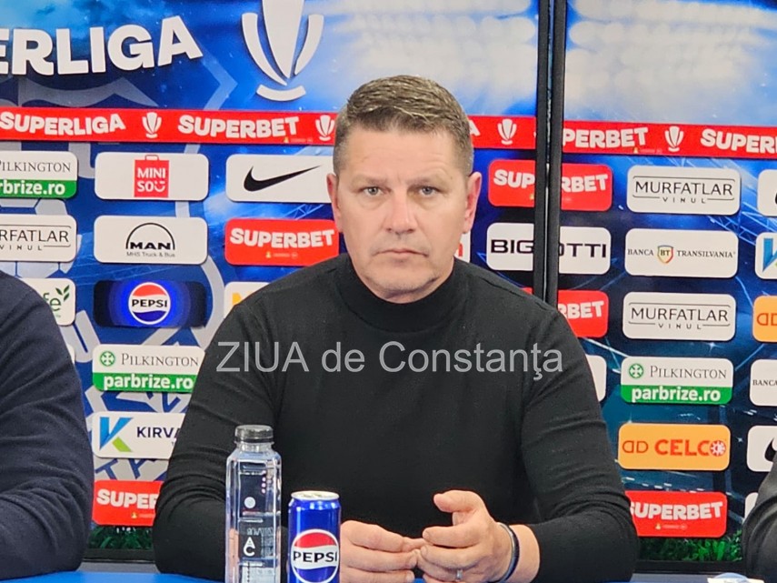 farul constanta il prezinta pe flavius stoican noul antrenor al echipei de pe litoral 934638 farul constanta il prezinta pe flavius stoican noul antrenor al echipei de pe litoral 934638