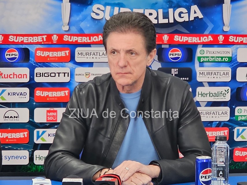 farul constanta il prezinta pe flavius stoican noul antrenor al echipei de pe litoral 934638 farul constanta il prezinta pe flavius stoican noul antrenor al echipei de pe litoral 934638