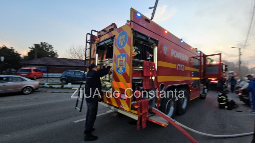 foto video incendiu in cartierul henri coanda din constanta 934777 foto video incendiu in cartierul henri coanda din constanta 934777
