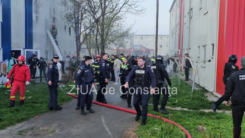foto video incendiu in cartierul henri coanda din constanta 934777 foto video incendiu in cartierul henri coanda din constanta 934777