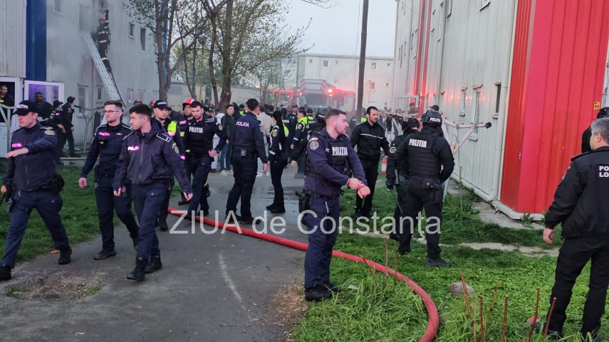foto video incendiu in cartierul henri coanda din constanta 934777 foto video incendiu in cartierul henri coanda din constanta 934777