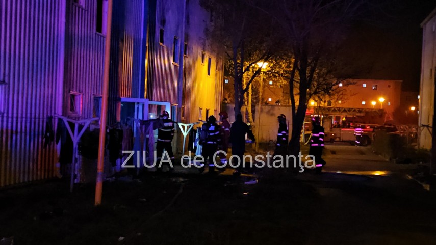 foto video incendiu in cartierul henri coanda din constanta 934777 foto video incendiu in cartierul henri coanda din constanta 934777