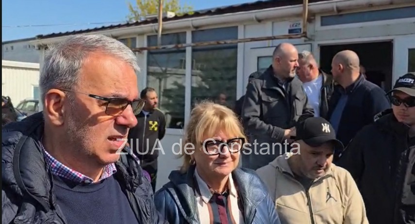 foto video stiri constanta azi primarul vergil chitac prezent in cartierul henri coanda dupa incendiul foto video stiri constanta azi primarul vergil chitac prezent in cartierul henri coanda dupa incendiul