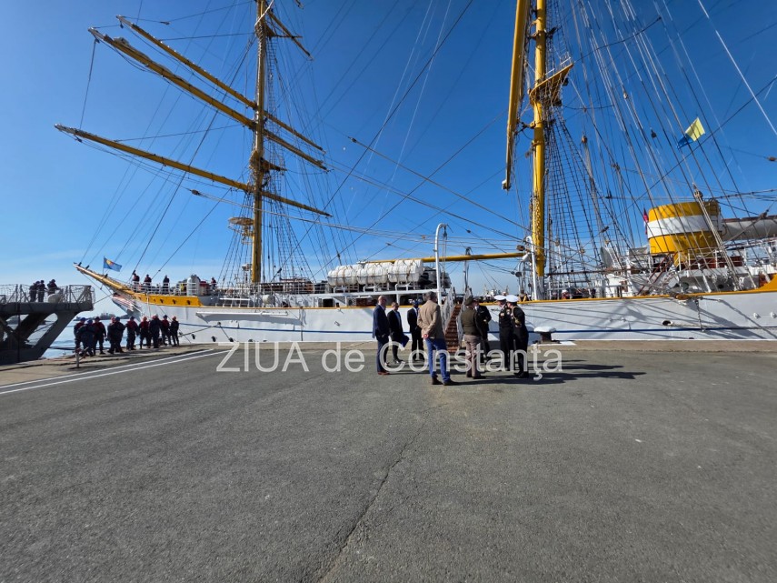 foto video din constanta spre america nava scoala mircea porneste in primul mars transatlantic dupa 17 foto video din constanta spre america nava scoala mircea porneste in primul mars transatlantic dupa 17