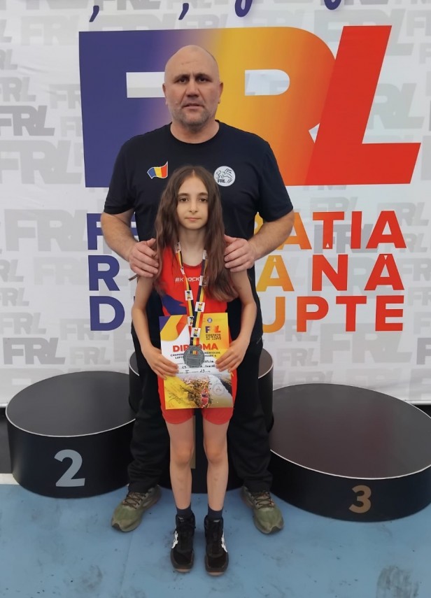 lupte cs victoria cumpana medalii si la campionatul national de juniori 4 galerie foto 937877 lupte cs victoria cumpana medalii si la campionatul national de juniori 4 galerie foto 937877