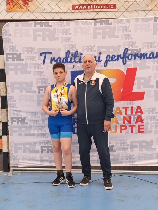 lupte fratii alexandru si mihail danila de la csm constanta evolutii apreciate la campionatul national lupte fratii alexandru si mihail danila de la csm constanta evolutii apreciate la campionatul national