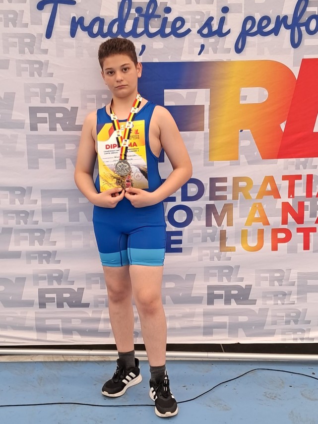 lupte fratii alexandru si mihail danila de la csm constanta evolutii apreciate la campionatul national lupte fratii alexandru si mihail danila de la csm constanta evolutii apreciate la campionatul national
