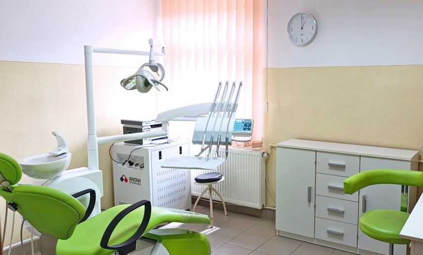 foto peste 70 de cabinete medicale si stomatologice scolare functioneaza in constanta pentru sanatatea foto peste 70 de cabinete medicale si stomatologice scolare functioneaza in constanta pentru sanatatea