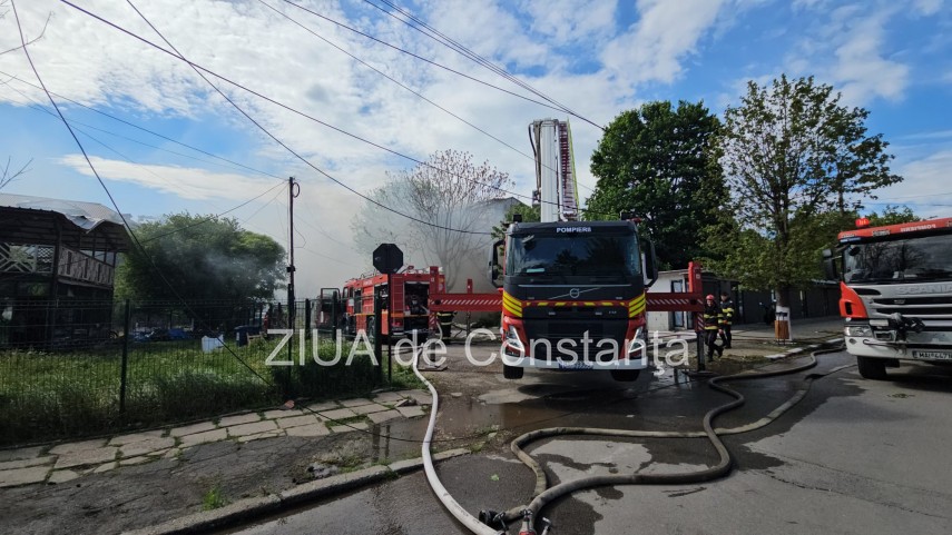 incendiu la o locuinta din eforie nord judetul constanta 938119 incendiu la o locuinta din eforie nord judetul constanta 938119
