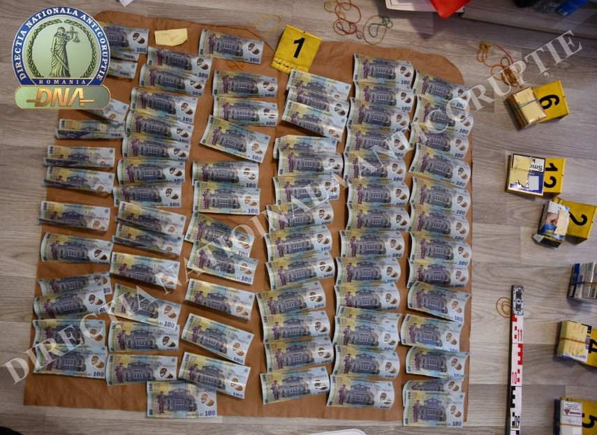 doi inspectori vamali din cadrul biroului vamal de frontiera constanta retinuti de procurorii dna ce doi inspectori vamali din cadrul biroului vamal de frontiera constanta retinuti de procurorii dna ce
