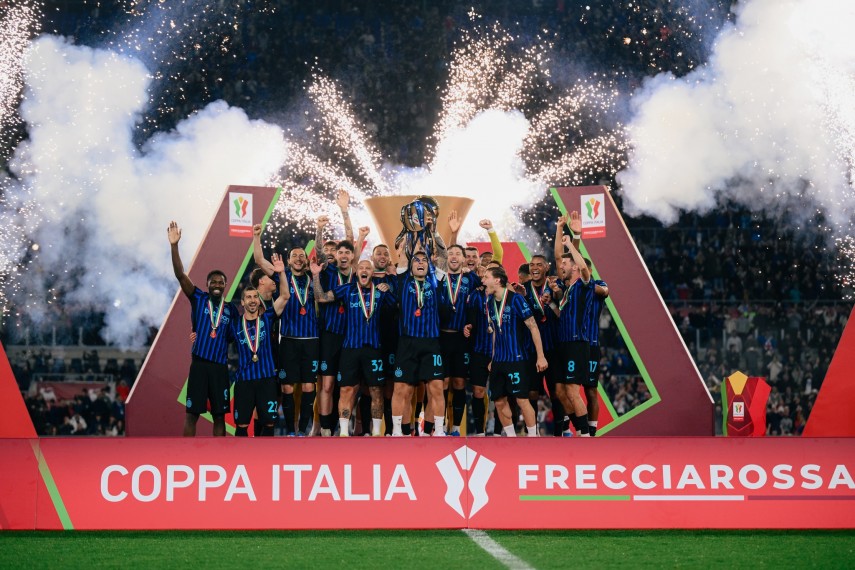 dupa titlul de campion in seria a antrenorul cristi chivu a castigat cu inter milano si cupa italiei dupa titlul de campion in seria a antrenorul cristi chivu a castigat cu inter milano si cupa italiei