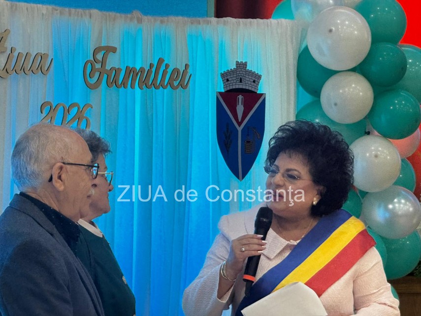 foto video stiri constanta ziua internationala a familiei sarbatorita la cumpana cuplurile de aur si foto video stiri constanta ziua internationala a familiei sarbatorita la cumpana cuplurile de aur si