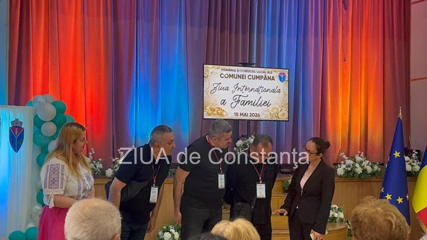 foto video stiri constanta ziua internationala a familiei sarbatorita la cumpana cuplurile de aur si foto video stiri constanta ziua internationala a familiei sarbatorita la cumpana cuplurile de aur si