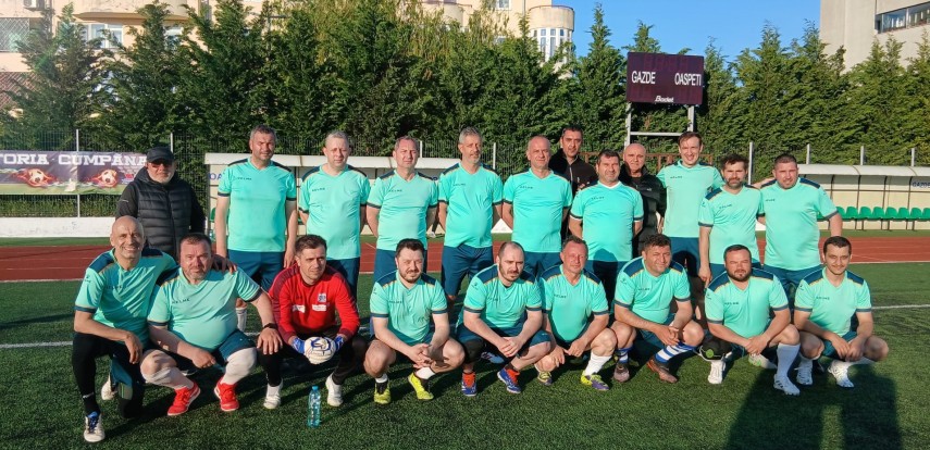 judetul constanta campionatul de fotbal al veteranilor rezultatele din primele doua etape galerie foto judetul constanta campionatul de fotbal al veteranilor rezultatele din primele doua etape galerie foto