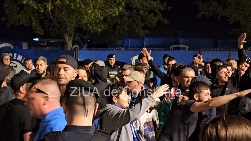 farul constanta la baraj fanii au luat foc nu meritati in alb albastru sa jucati demisia sau mai bine farul constanta la baraj fanii au luat foc nu meritati in alb albastru sa jucati demisia sau mai bine