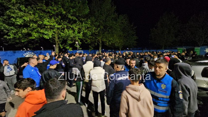 farul constanta la baraj fanii au luat foc nu meritati in alb albastru sa jucati demisia sau mai bine farul constanta la baraj fanii au luat foc nu meritati in alb albastru sa jucati demisia sau mai bine