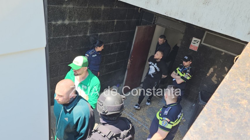 foto mica sicilie liderii si locotenentii gruparii din km 4 5 au parasit palatul justitiei isi asteapta foto mica sicilie liderii si locotenentii gruparii din km 4 5 au parasit palatul justitiei isi asteapta
