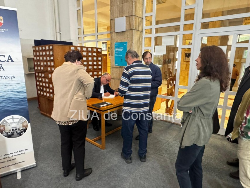 live text colonelul in rezerva lucian tugui lanseaza volumul istorii uitate dobrogea in stramtoarea secolului live text colonelul in rezerva lucian tugui lanseaza volumul istorii uitate dobrogea in stramtoarea secolului