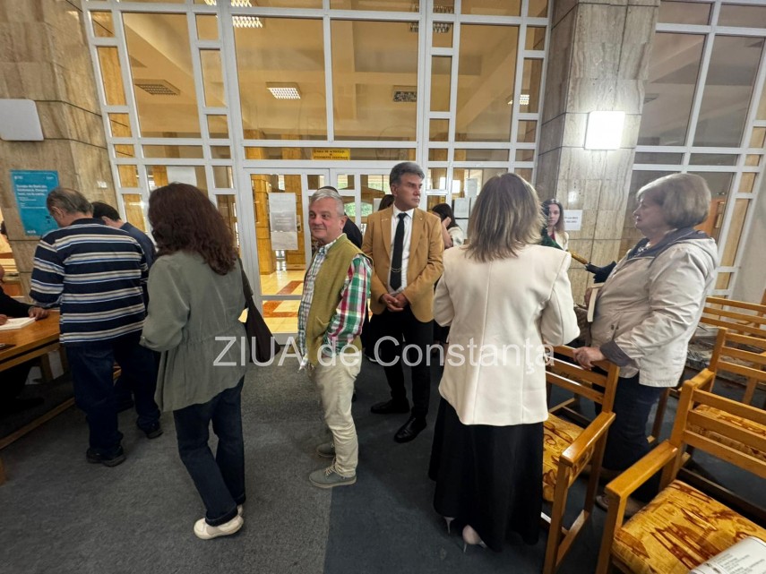 live text colonelul in rezerva lucian tugui lanseaza volumul istorii uitate dobrogea in stramtoarea secolului live text colonelul in rezerva lucian tugui lanseaza volumul istorii uitate dobrogea in stramtoarea secolului