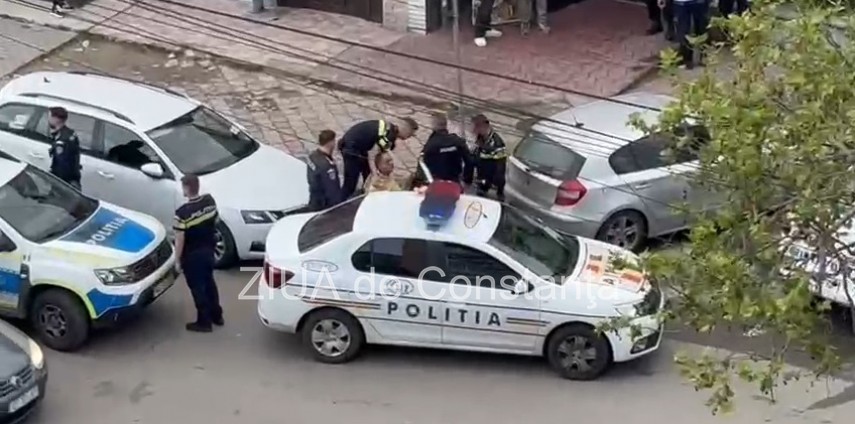 foto video interventie de urgenta a politistilor ipj constanta in cartierul tomis nord zona ciresica foto video interventie de urgenta a politistilor ipj constanta in cartierul tomis nord zona ciresica