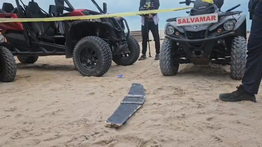 stiri constanta foto video alerta pe plaja belona din eforie nord un posibil fragment de drona a fost stiri constanta foto video alerta pe plaja belona din eforie nord un posibil fragment de drona a fost