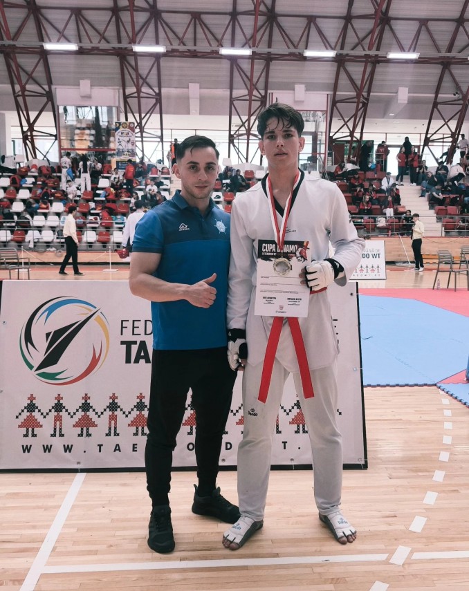 cs marina constanta stefan avram argint la viena open 2026 luca iacob langa podium la primul sau concurs cs marina constanta stefan avram argint la viena open 2026 luca iacob langa podium la primul sau concurs