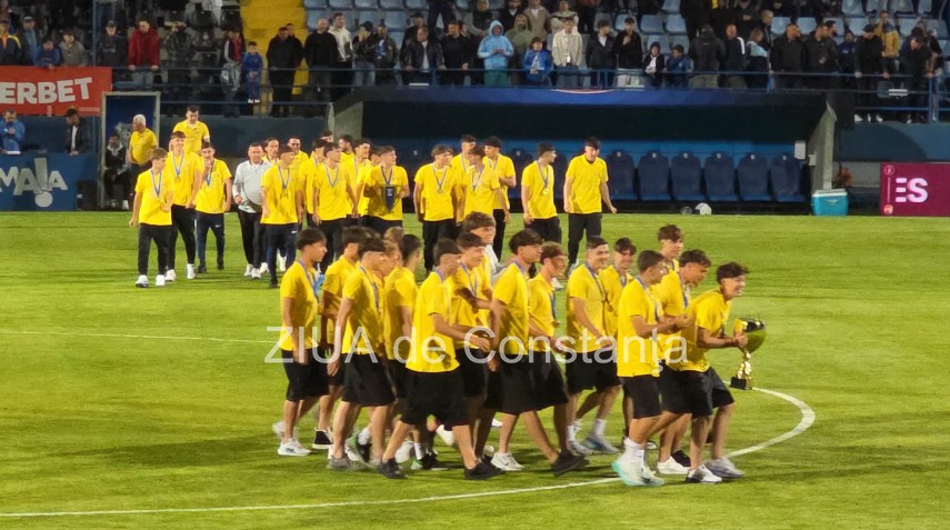 paradoxul farul constanta echipele under 18 si under 17 campioane nationale formatia de seniori la baraj paradoxul farul constanta echipele under 18 si under 17 campioane nationale formatia de seniori la baraj