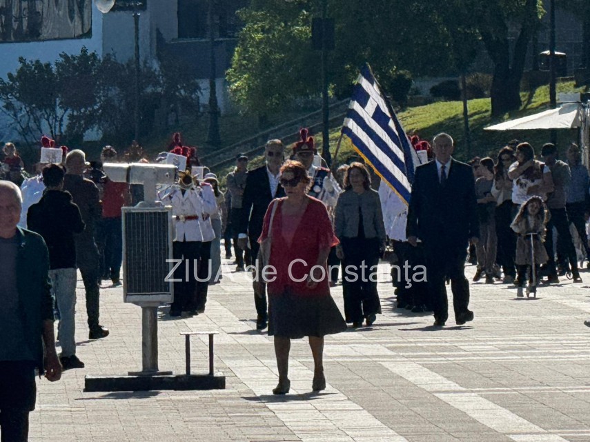 foto video concertul filarmonicii municipale din lamia grecia organizat in fata cazinoului constanta foto video concertul filarmonicii municipale din lamia grecia organizat in fata cazinoului constanta