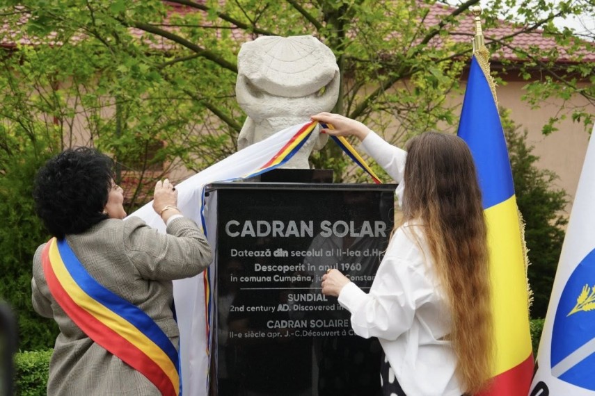 foto stiri constanta cadranul solar din cumpana pus in valoare printr un amplu eveniment cultural si foto stiri constanta cadranul solar din cumpana pus in valoare printr un amplu eveniment cultural si