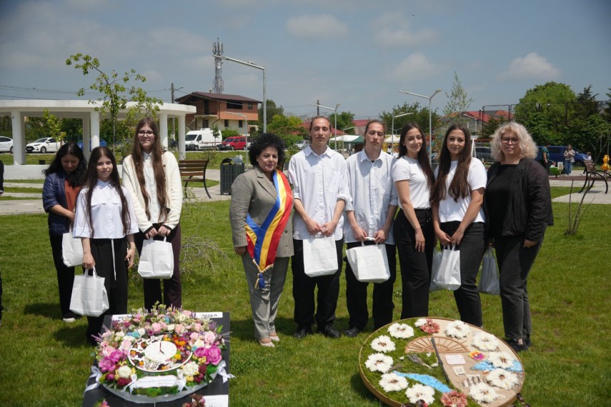 foto stiri constanta cadranul solar din cumpana pus in valoare printr un amplu eveniment cultural si foto stiri constanta cadranul solar din cumpana pus in valoare printr un amplu eveniment cultural si