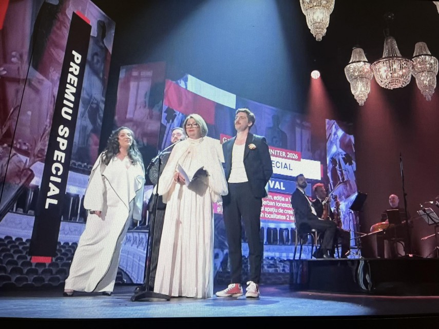premiu pentru teatrul de stat constanta castigat de oana micu scenografia spectacolului livada de visini premiu pentru teatrul de stat constanta castigat de oana micu scenografia spectacolului livada de visini
