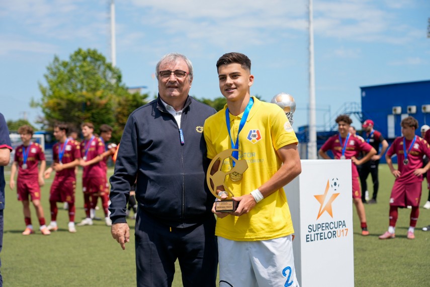 Dimitrie Carabaș, alături de Mihai Stoichiță, directorul tehnic al Federației Române de Fotbal. Sursa foto: Facebook (Academia Hagi)