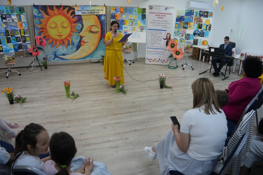 foto micii artisti din cumpana premiati la gradinita sfanta maria in prezenta primarului mariana gaju foto micii artisti din cumpana premiati la gradinita sfanta maria in prezenta primarului mariana gaju