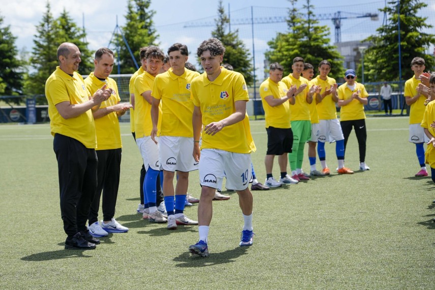 echipa under 18 farul constanta a castigat si supercupa ligii de tineret sezon incheiat cu doua trofee echipa under 18 farul constanta a castigat si supercupa ligii de tineret sezon incheiat cu doua trofee