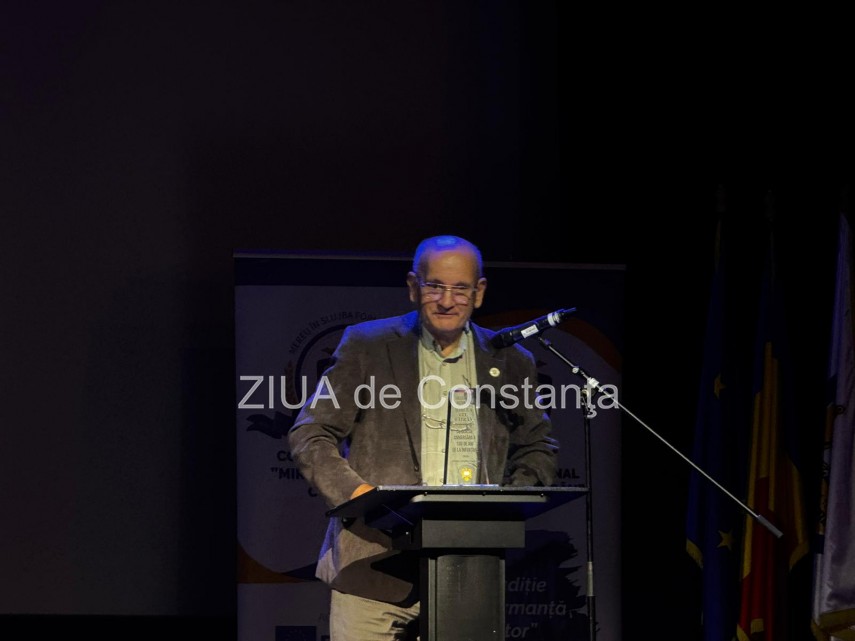 live text foto video discursuri festive si lansare de medalii astazi la aniversarea a 130 de ani a colegiului live text foto video discursuri festive si lansare de medalii astazi la aniversarea a 130 de ani a colegiului