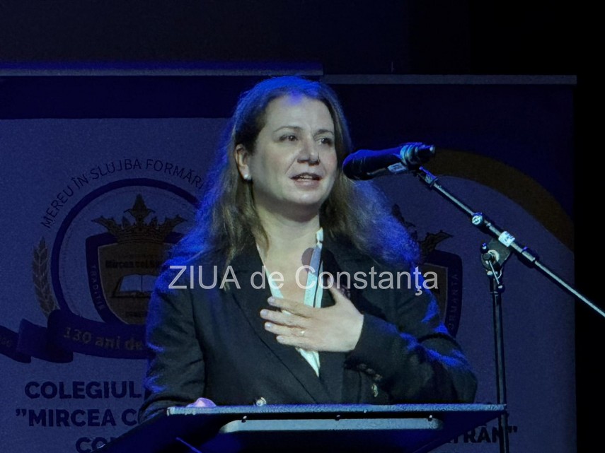 live text foto video discursuri festive si lansare de medalii astazi la aniversarea a 130 de ani a colegiului live text foto video discursuri festive si lansare de medalii astazi la aniversarea a 130 de ani a colegiului